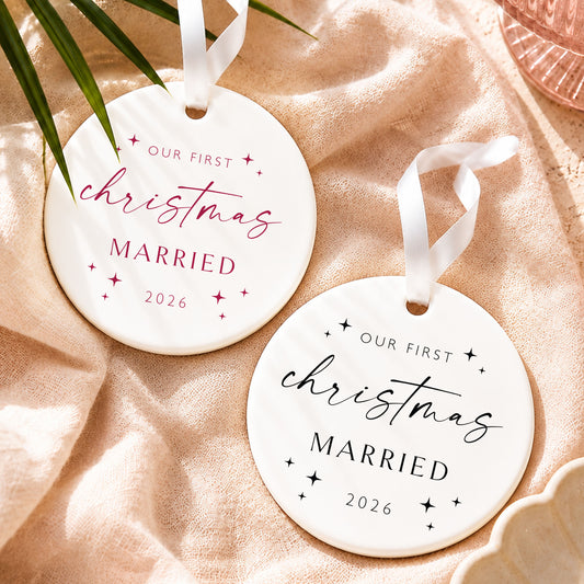 First Christmas Married Bauble Personalised Newlywed Christmas Gift Wedding Gift for Couple Bride and Groom Keepsake Ornament