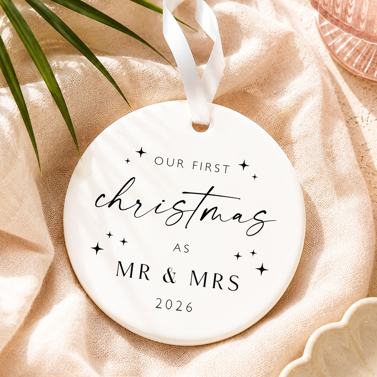 First Christmas Married Bauble | Personalised Couple's Ornament | Keepsake Christmas Decoration | Newly Wed | Wedding Gift