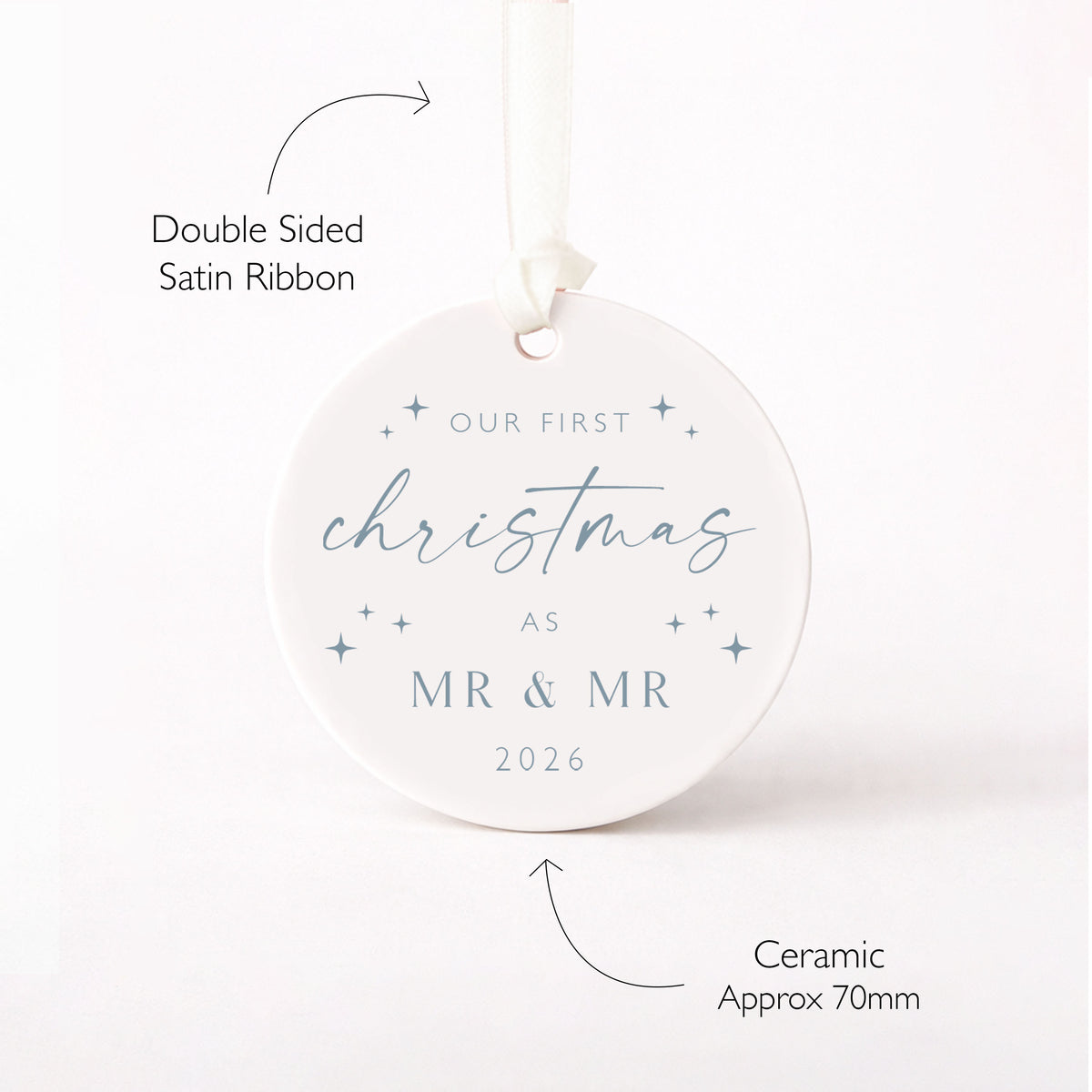 First Christmas Married Bauble | Personalised Couple's Ornament | Keepsake Christmas Decoration | Newly Wed | Wedding Gift