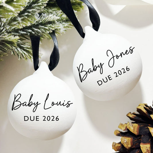 Personalised Pregnancy Announcement Christmas Baubles | New Baby Due | Tree Decoration, Family Keepsake & First Christmas Gift | Stocking Filler | Small Gift