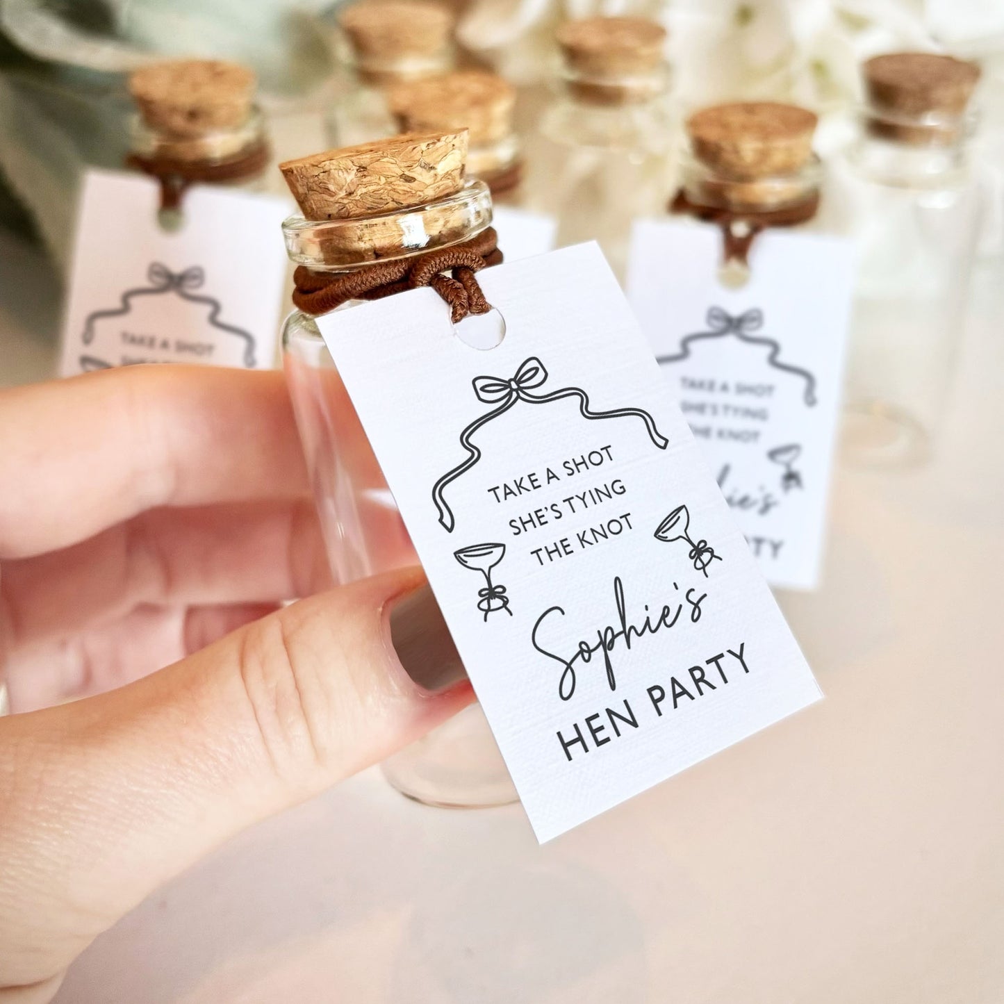 Hen Do Favours Shot Bottles 30ml Mini Bow Glass Bottles for Hen Party Favours Bride Squad Party Shot Bottles Prosecco Hen Party Theme