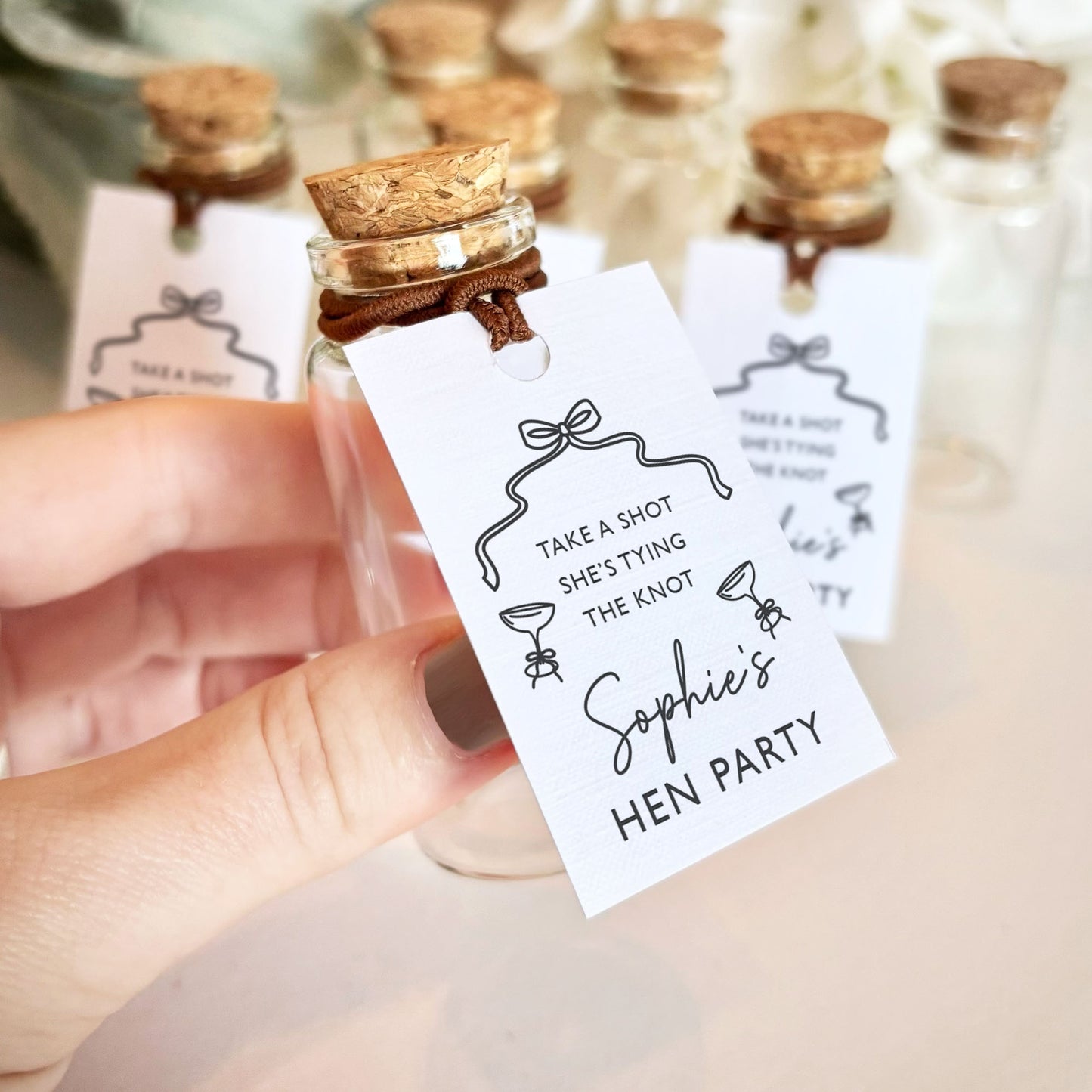 Hen Do Favours Shot Bottles 30ml Mini Bow Glass Bottles for Hen Party Favours Bride Squad Party Shot Bottles Prosecco Hen Party Theme