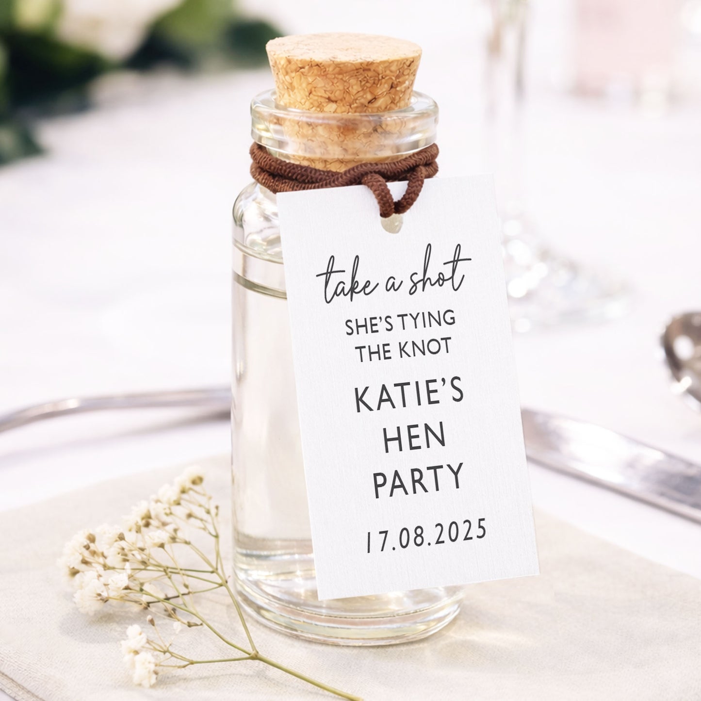 Hen Party Shot Bottles For Hen Do Favours Glass Bottle 30ml Mini Prosecco Bottles for Hen Party Favours Bride Squad Shot Bottles For Party